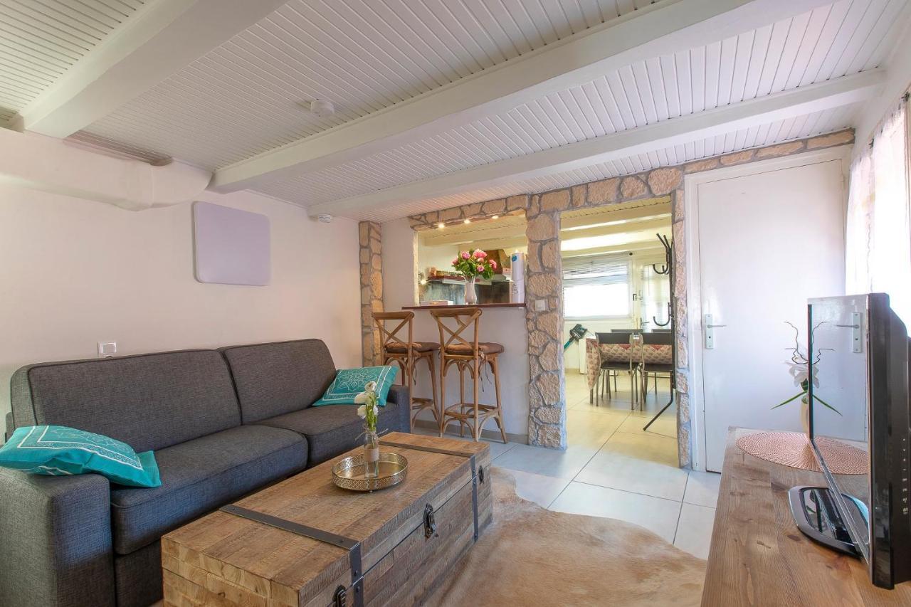 Annecy Sainte Claire Vieille Ville 38M2 Terrasse Proche Gare Et Lac 4 Pers 3 Etoiles מראה חיצוני תמונה